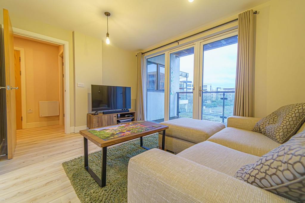 Kitchen/Lounge