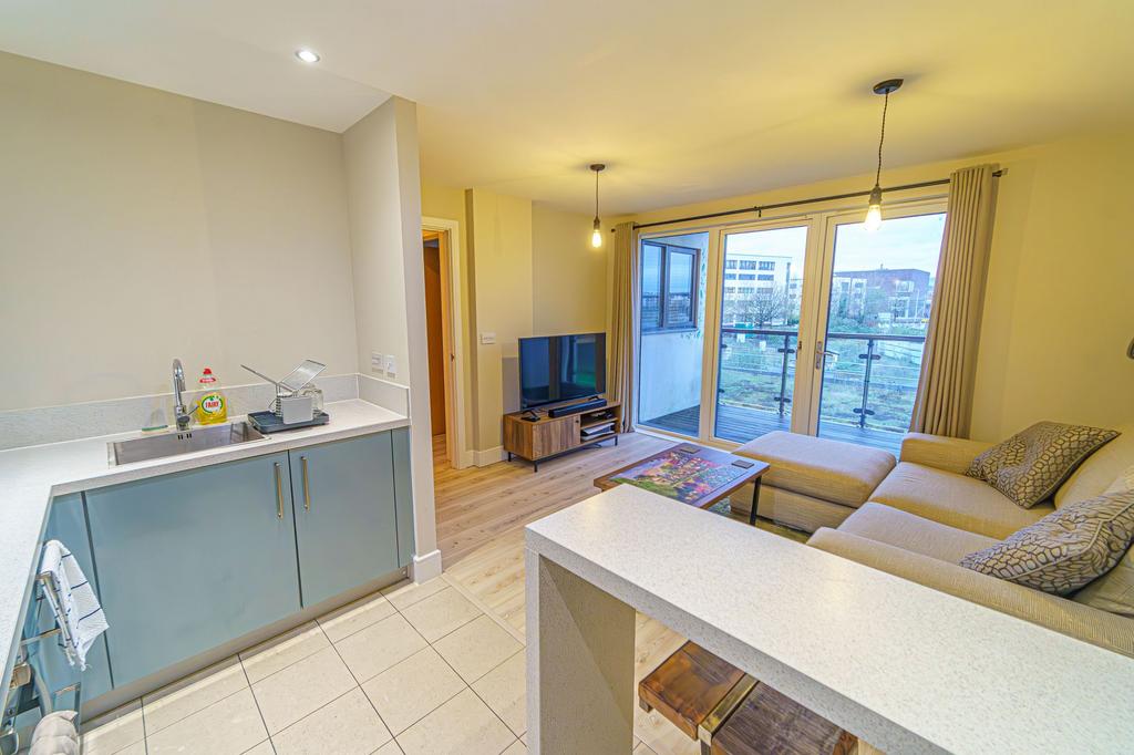 Kitchen/Lounge