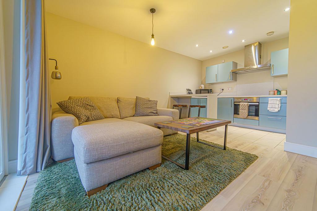 Kitchen/Lounge