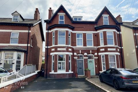 6 bedroom semi-detached house to rent, Lightburne Avenue, Lytham St Annes, FY8 1JE