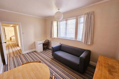 1 bedroom ground floor flat to rent, 52 Tyndall's Park Road, Tyndall's Park Road, Bristol BS8