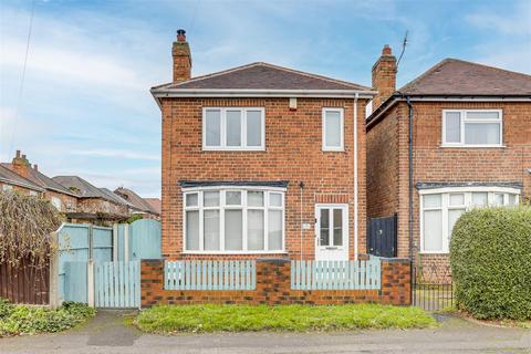 3 bedroom detached house for sale, Freda Avenue, Gedling NG4