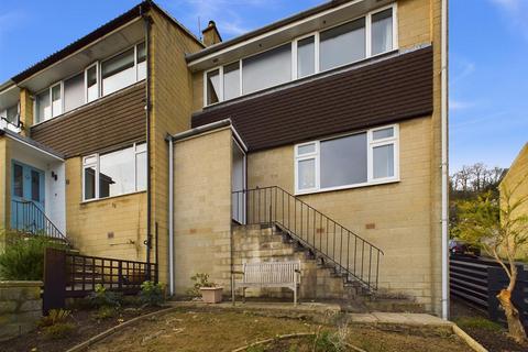 3 bedroom end of terrace house to rent, Alpine Gardens, Bath