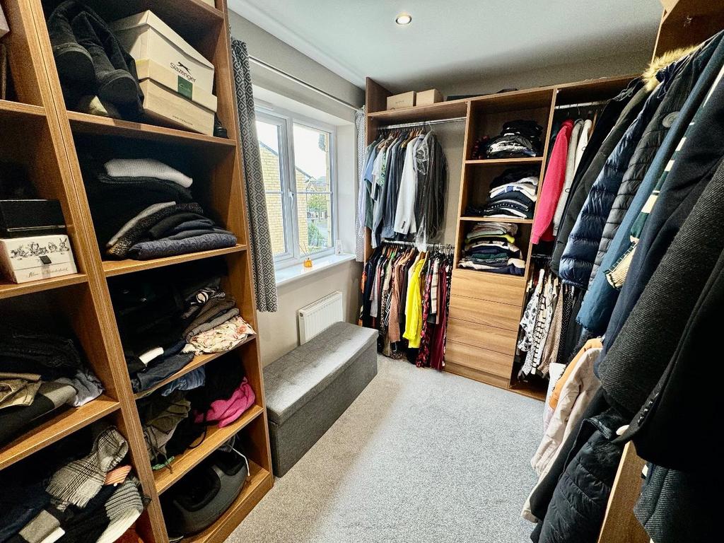Walk-In Wardrobe