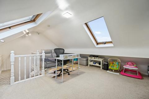 2 bedroom maisonette for sale, Merivale Road, Harrow, HA1