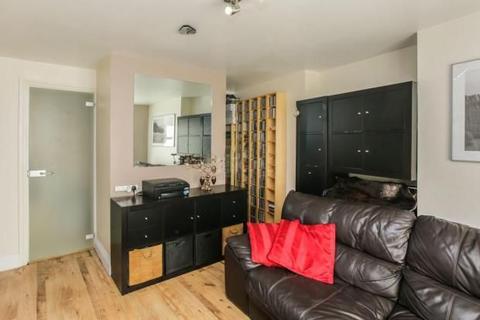 1 bedroom flat to rent, Upton Park, Slough SL1