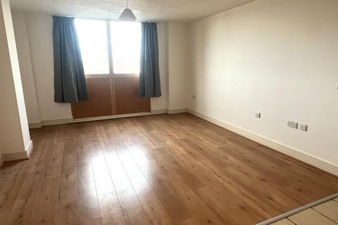 2 bedroom apartment to rent, Weevil Lane, Gosport PO12