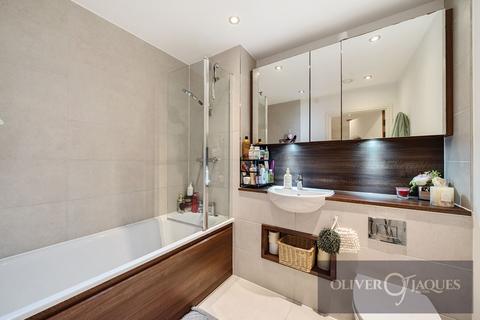 2 bedroom flat for sale, Yeoman Street, Chantrelle Court Yeoman Street, SE8