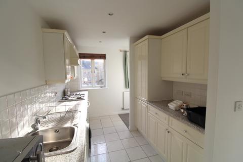 2 bedroom flat to rent, Nyall Court, Kidman Close, Gidea Park, Romford, RM2