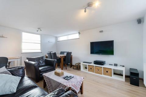 2 bedroom flat to rent, Kingston Hill, Kingston Hill, Kingston upon Thames, KT2