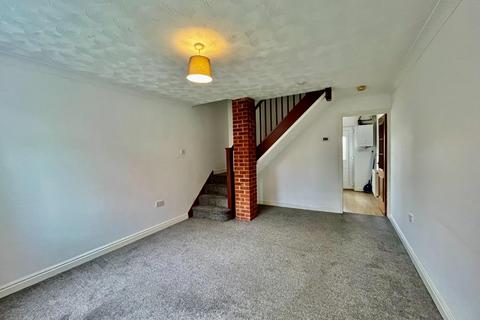 2 bedroom terraced house to rent, Charles Melrose Close, Mildenhall IP28