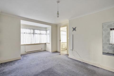 25 Coniston Road, Coulsdon, CR5 3BS