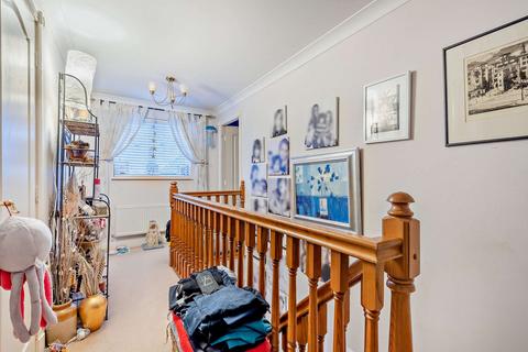 4 Moores Yard, Wingfield, Trowbridge, BA14 9NZ