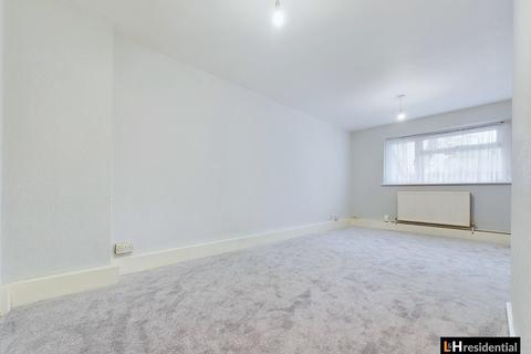 1 bedroom flat for sale, Canterbury Road, Borehamwood WD6