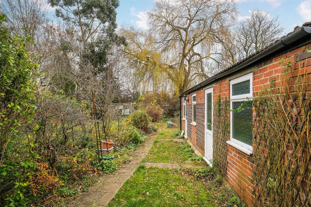 245 Old Church Road-24 web.jpg
