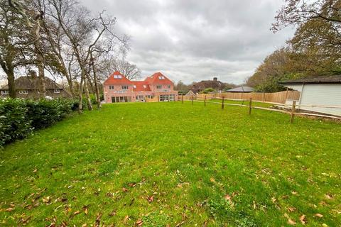 4 bedroom link detached house for sale, Cross In Hand, East Sussex, TN21