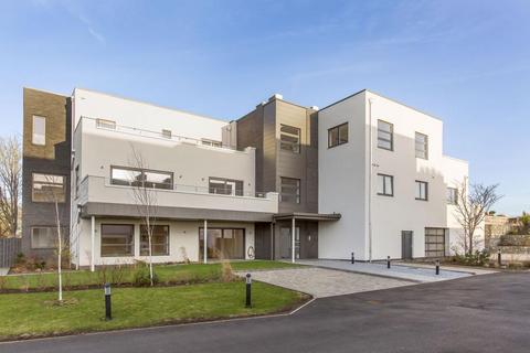 3 bedroom flat to rent, 12, Castle Gogar Rigg, Edinburgh, EH12 9GP