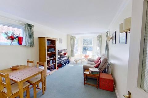 2 bedroom flat to rent, Whitworth House, 24 St Botolphs Road, Worthing, West Sussex, BN11