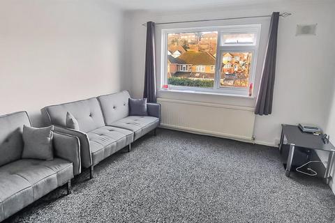 2 bedroom flat to rent, Milldun Way, High Wycombe HP12