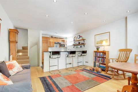 3 bedroom house to rent, Hampstead Grove, Hampstead, NW3