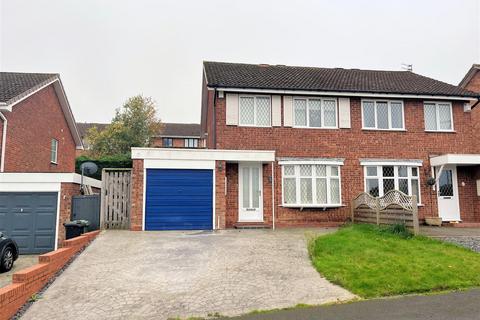 3 bedroom semi-detached house for sale, Sidlaw Close, Halesowen B63