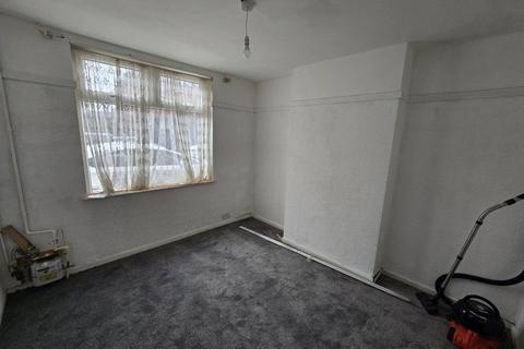 2 bedroom terraced house to rent, Osmaston Road, Leicester