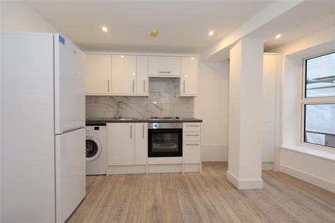 1 bedroom apartment to rent, Commercial Way, Woking, Surrey, GU21