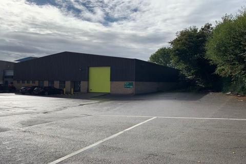 Industrial unit to rent, Unit 1 Peacock Trading Estate, Goodwood Road, Eastleigh, SO50 4NT