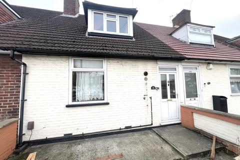 2 bedroom house to rent, Becontree Avenue, Dagenham RM8