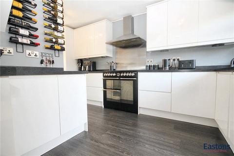 147 Chetwode Road, Tadworth, KT20 5PJ