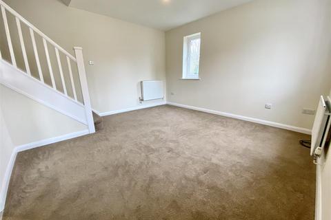 1 bedroom end of terrace house to rent, Cromer Way, Luton