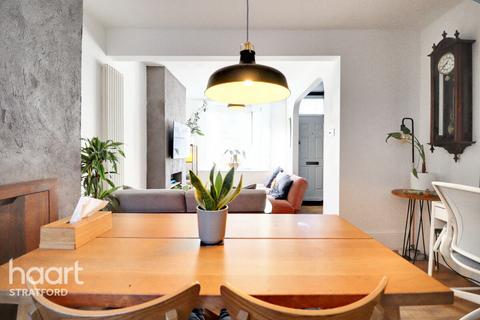 30 Holness Road, London, E15 4EN