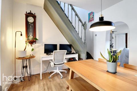 30 Holness Road, London, E15 4EN