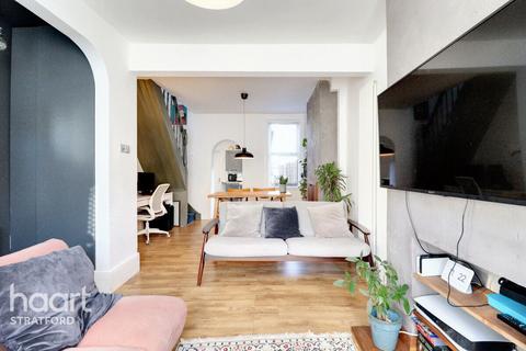 30 Holness Road, London, E15 4EN