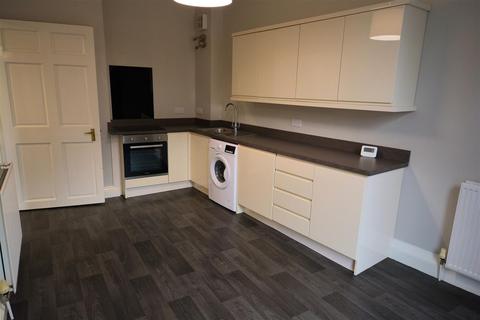 2 bedroom apartment to rent, Micklegate, York