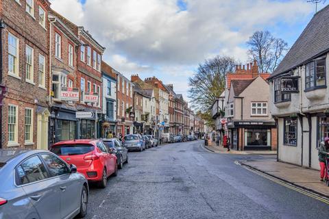 2 bedroom apartment to rent, Micklegate, York