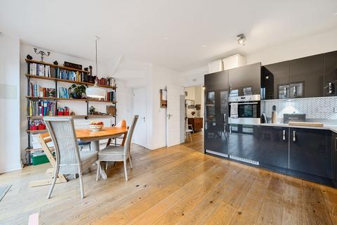 11 Cane Hill Drive, Coulsdon, CR5 3FR