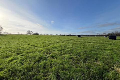 Land for sale, Clunderwen