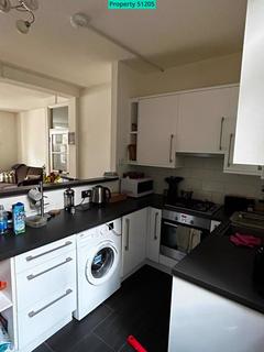 2 bedroom ground floor flat to rent, Ground Floor Flat, 87 College Place, London, NW1 0DR