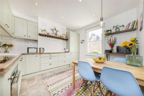 2 bedroom maisonette for sale, Brailsford Road, London SW2