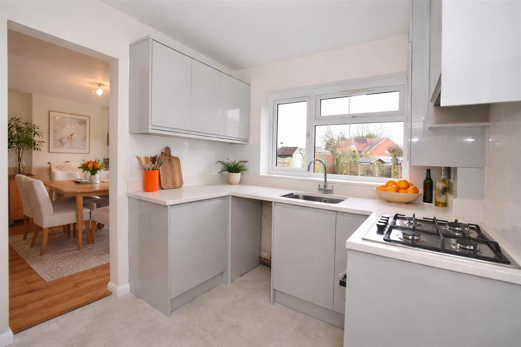 Kitchen 1.png