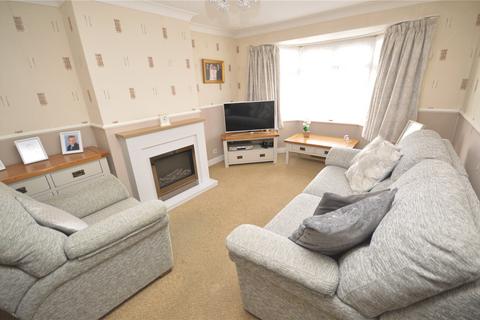 3 bedroom semi-detached house for sale, Boxted Close, Luton, Bedfordshire, LU4