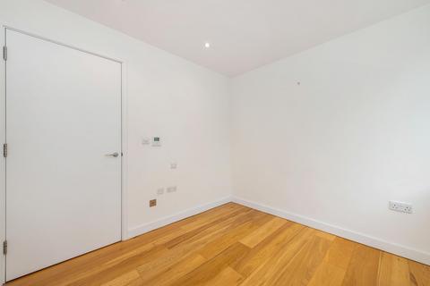 3 bedroom apartment to rent, Highbury Crescent, Highbury, London, N5