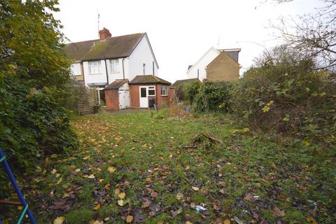 3 bedroom end of terrace house for sale, Chester Close, Luton, Bedfordshire, LU4