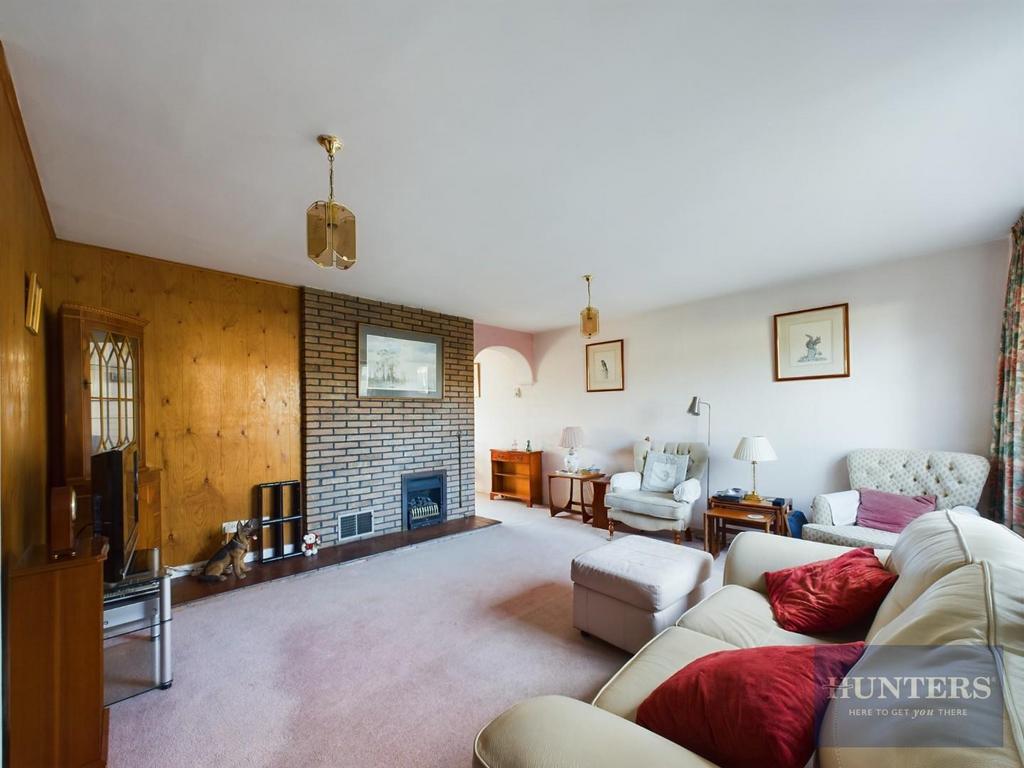 Living Room II.jpg