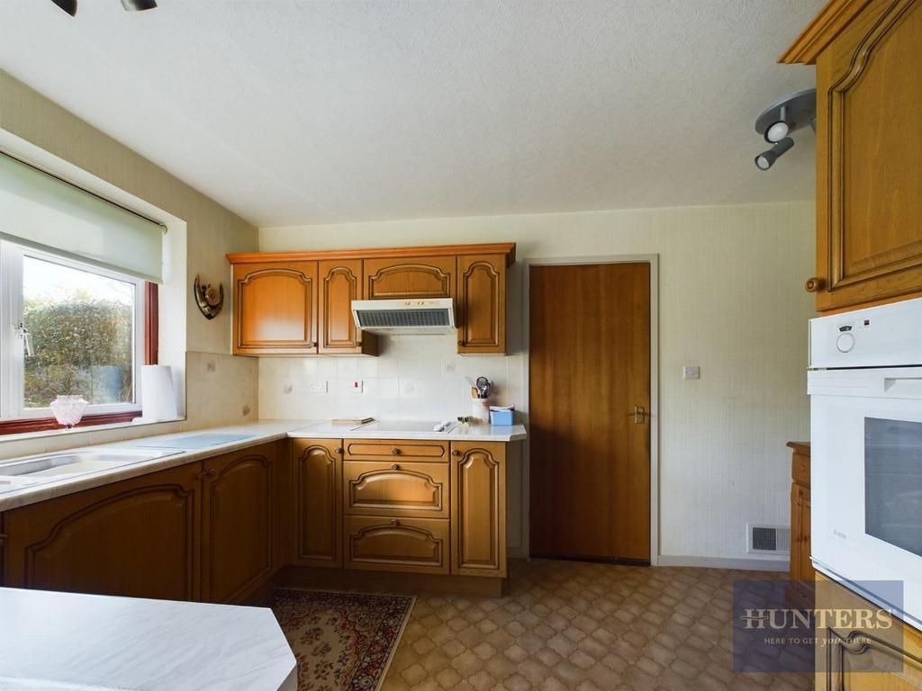 Kitchen II.jpg
