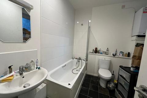 2 bedroom flat to rent, Richmond Hill, Bournemouth,