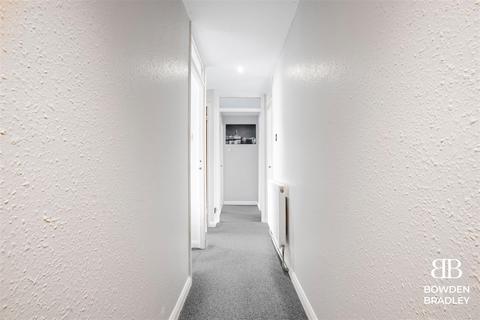 17 Keats Close, Chigwell, IG7 5NU