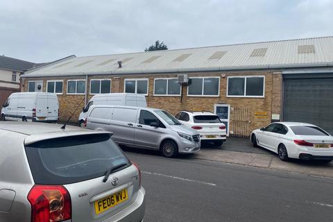 Industrial unit to rent, Yorkshire Road, Leicester LE4