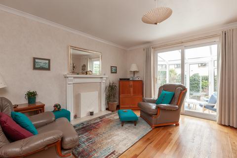 19 Carnbee Park, Edinburgh, EH16 6GE